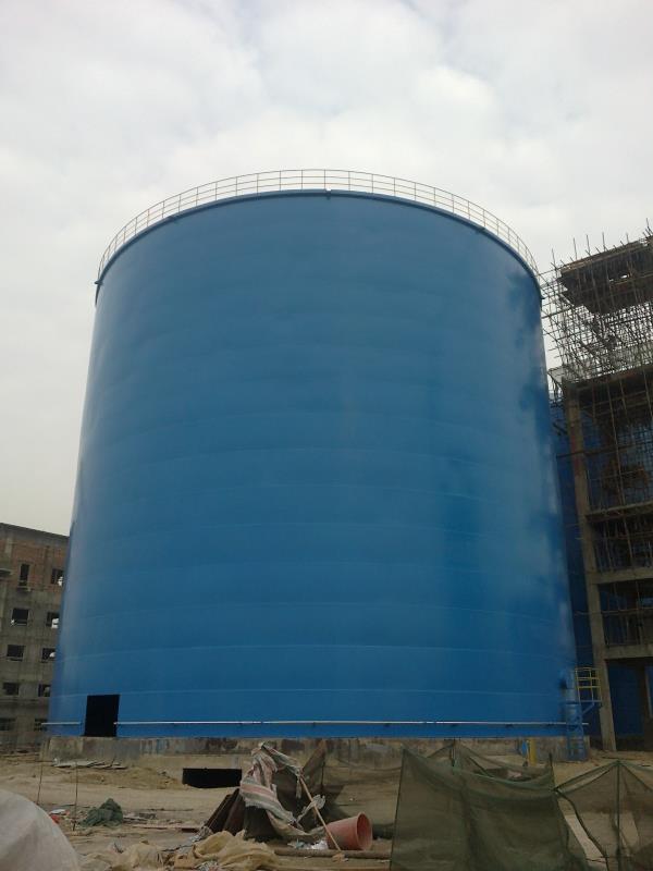 前进1万吨大型钢板库